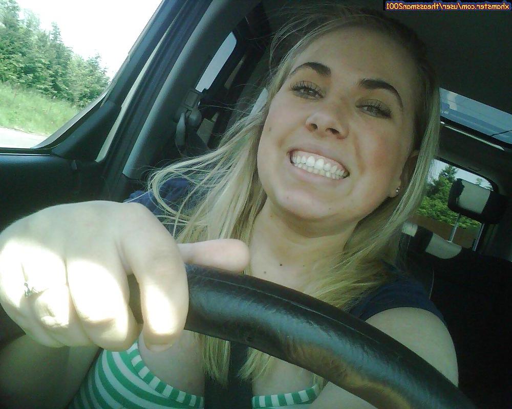 13P She show me her Tits
