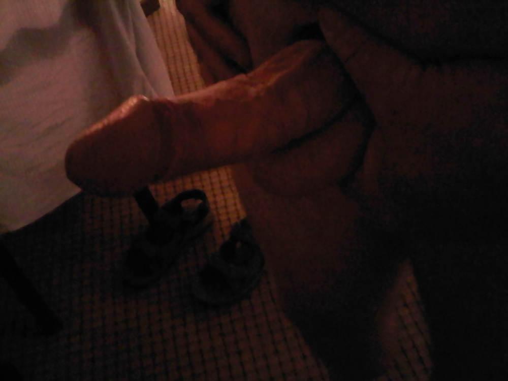 8P Playing in hotel