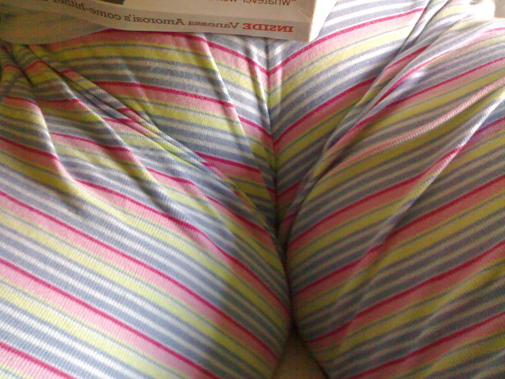17P Michelle - Up skirt & Camel toes