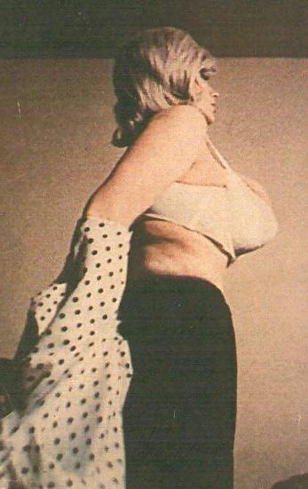 14P A bit o' Chesty Morgan (vintage)