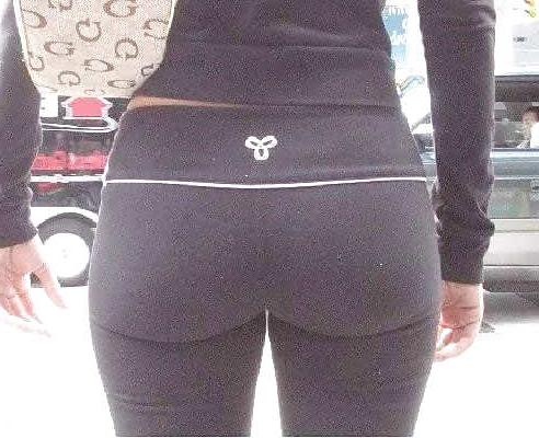 19P Yoga Pants Vol.4
