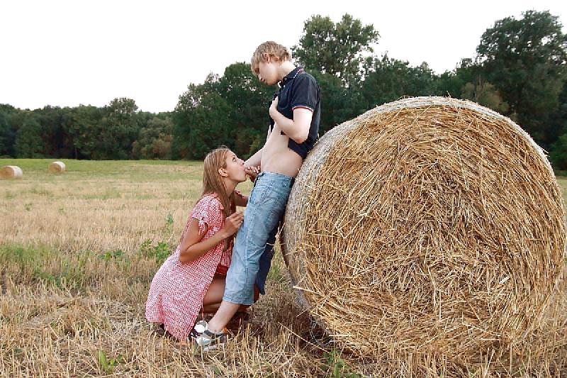 12P Young couple fucking outdoor by Sail
