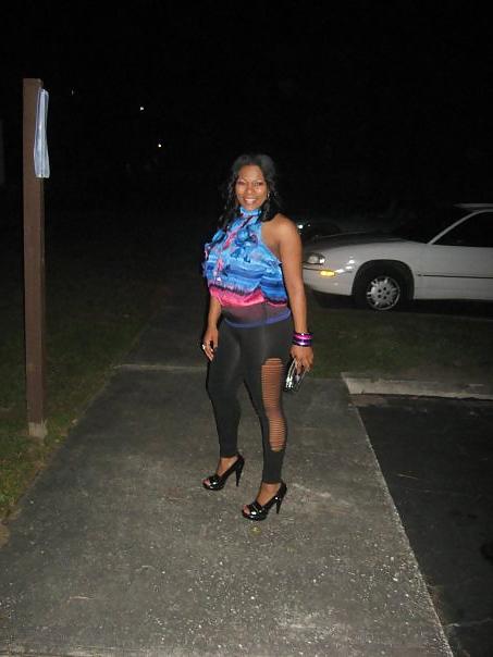 25P Sexy tights and shiny clothes.