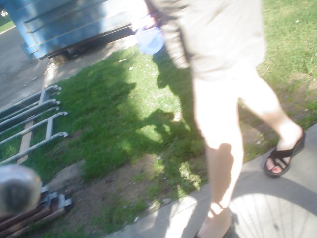 21P Feet.legs&butts in public