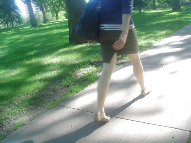 21P Feet.legs&butts in public