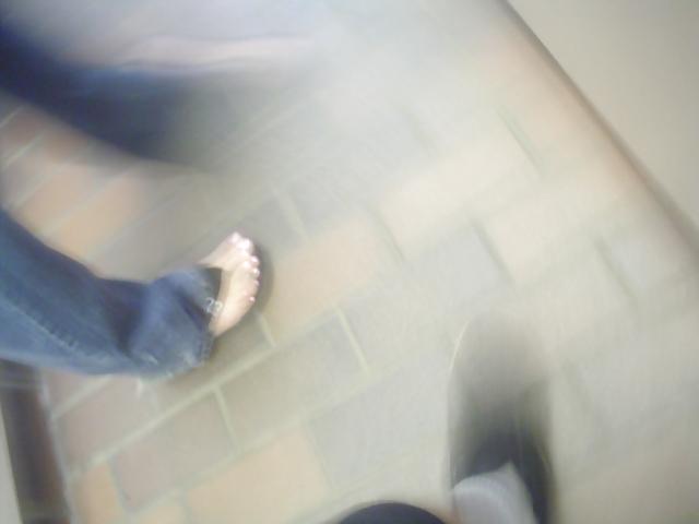 21P Feet.legs&butts in public