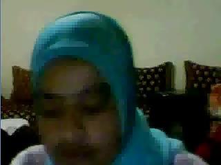 17P Arab bitches on msn cam