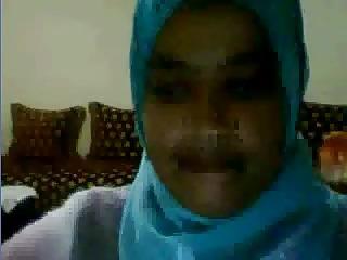 17P Arab bitches on msn cam