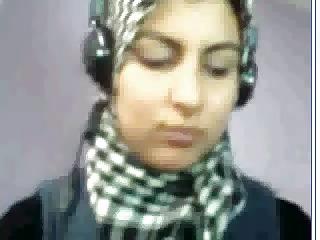 17P Arab bitches on msn cam