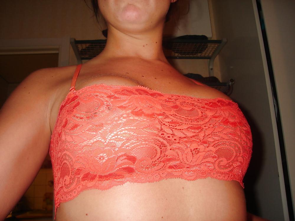 13P Beautyful Girl Show Tits
