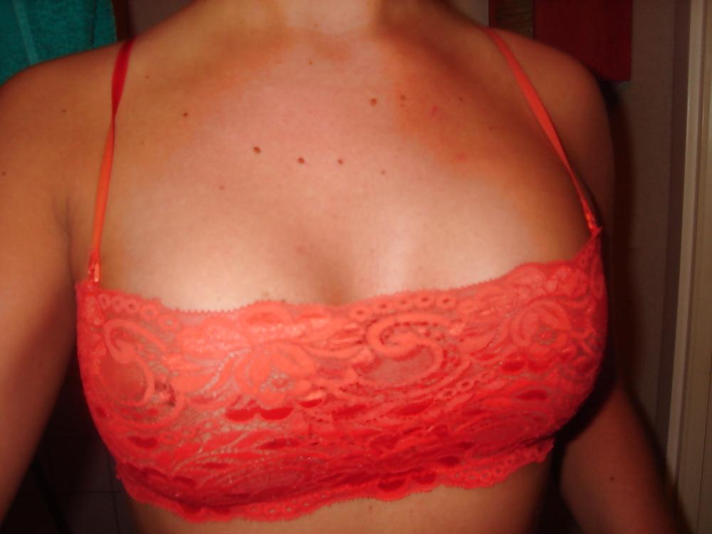 13P Beautyful Girl Show Tits