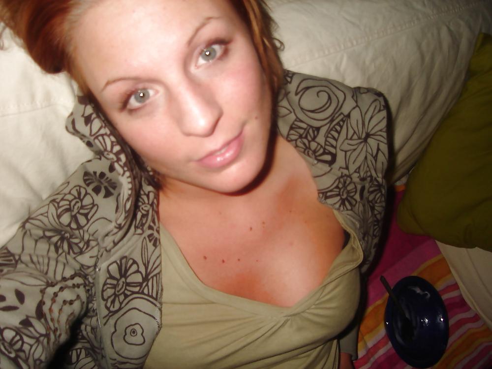 13P Beautyful Girl Show Tits