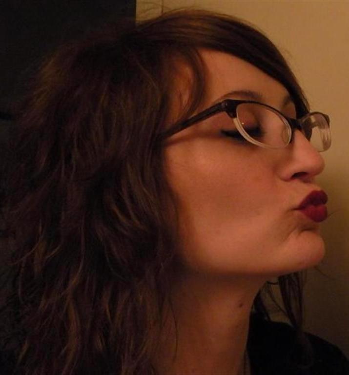 25P Cum over these pix of my hot friends