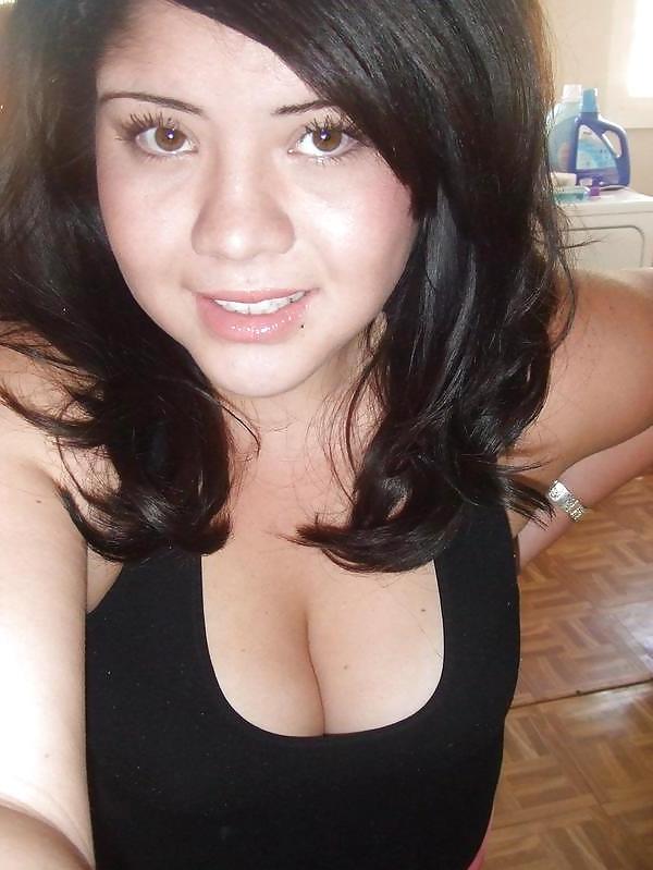 25P Cum over these pix of my hot friends