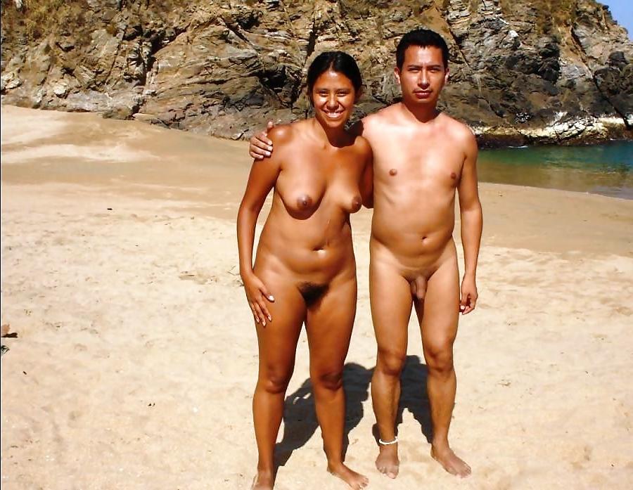 20P Naked couple 25.