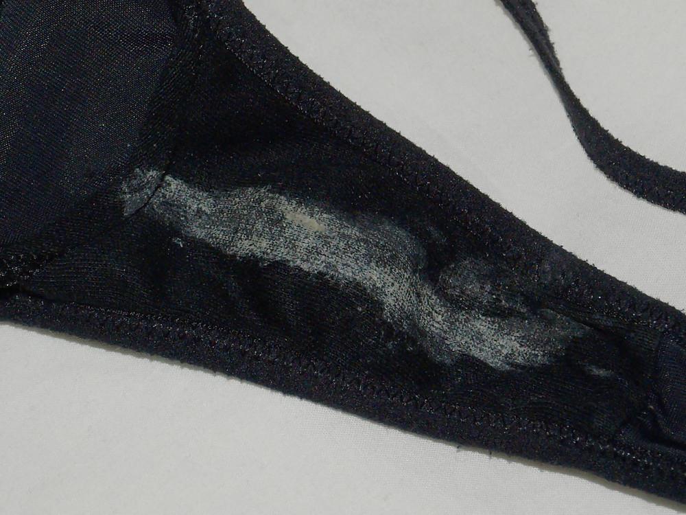 8P Some good web pix of panties I like