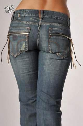 13P Cameltoes huuuuuu