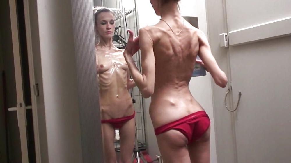 25P Skinny Girls