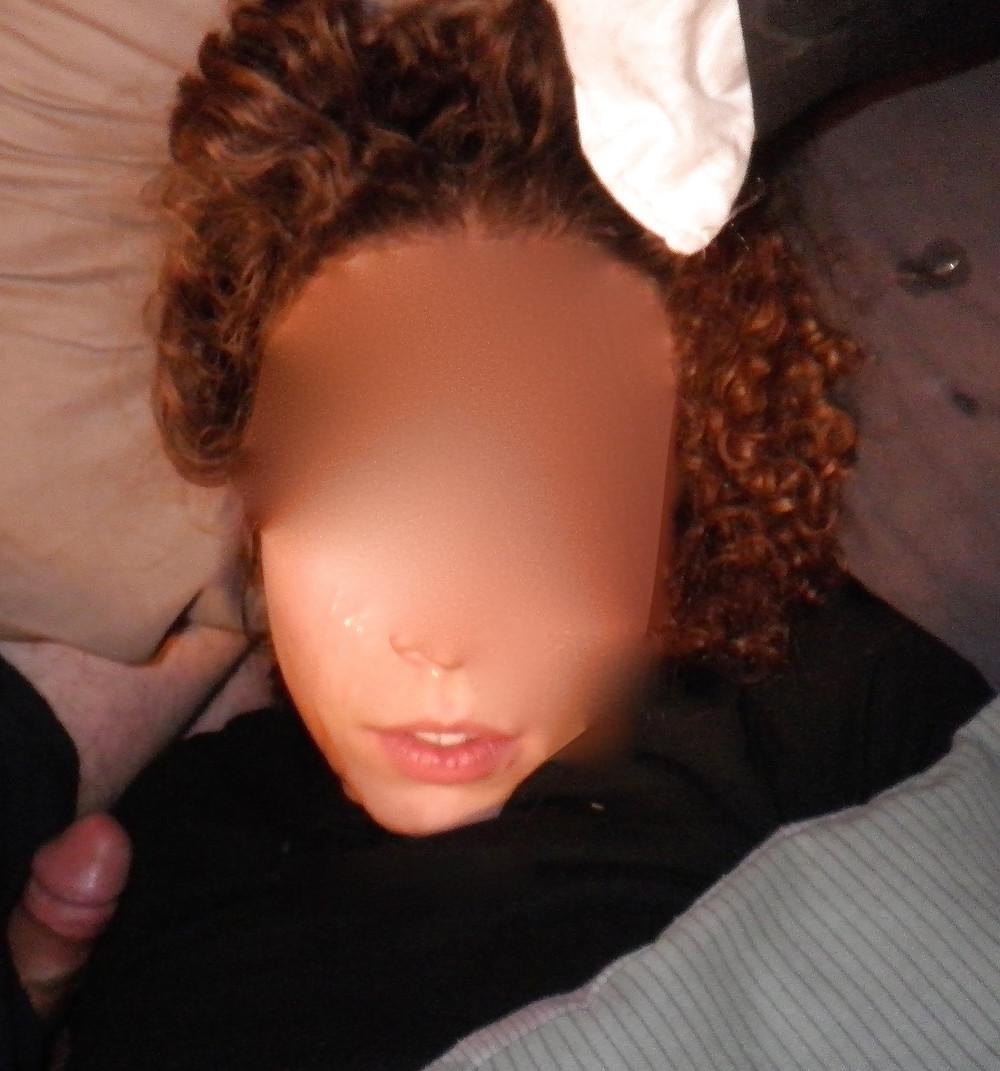 13P Fotos (CUM-FACE) de moqueada en la cara a borracha-dormida
