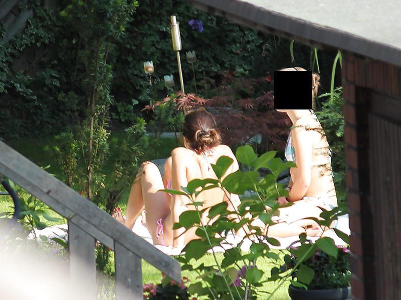 6P Voyeured neighbourhood TEEN + MILF