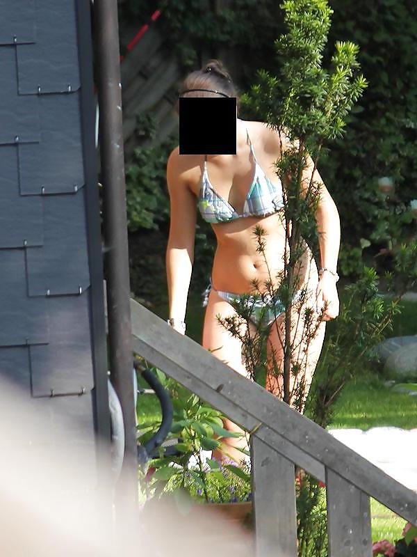 6P Voyeured neighbourhood TEEN + MILF