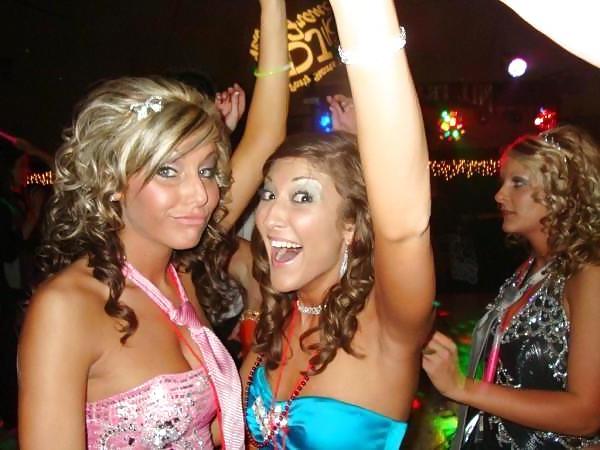 25P My Best Friend Kristen and her Friends 