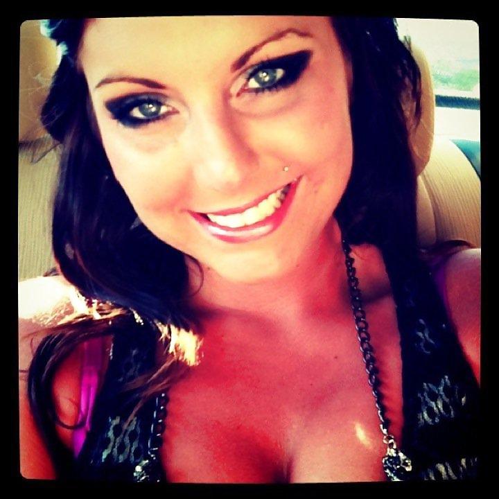 25P My Best Friend Kristen (She's Soo Beautiful) 