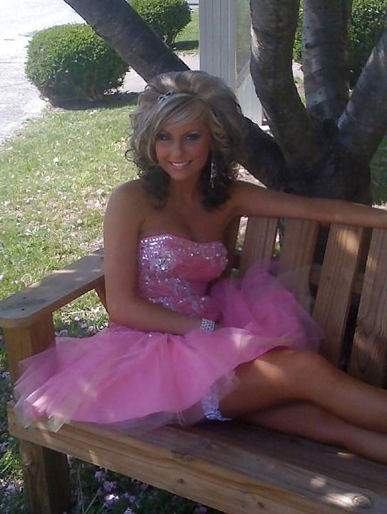 25P My Best Friend Kristen (She's Soo Beautiful) 