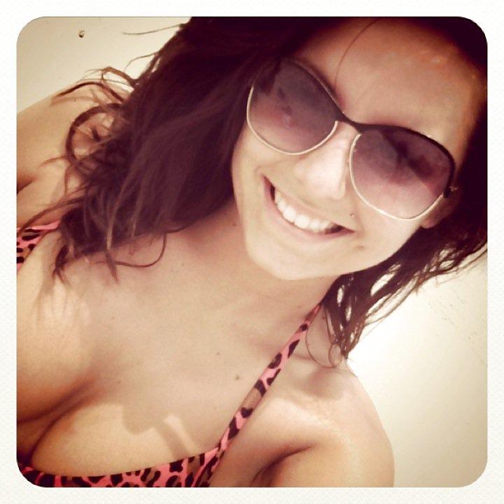 25P My Best Friend Kristen (She's Soo Beautiful) 