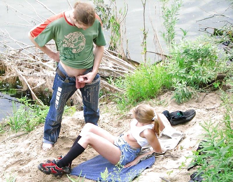 15P Young couple fucking outdoor 02 by Sail
