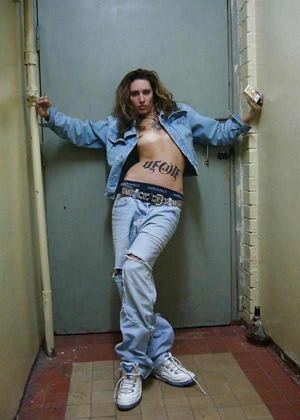 25P Sexy girls in jeans VVXII