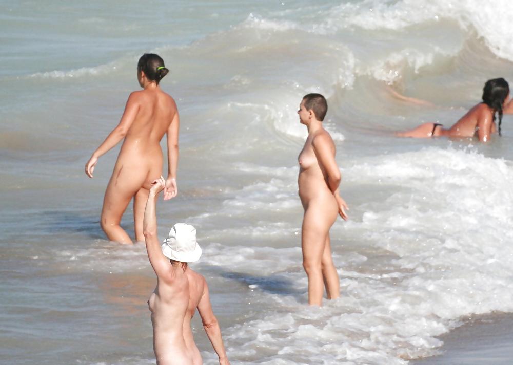 25P Housewife Nudism 21