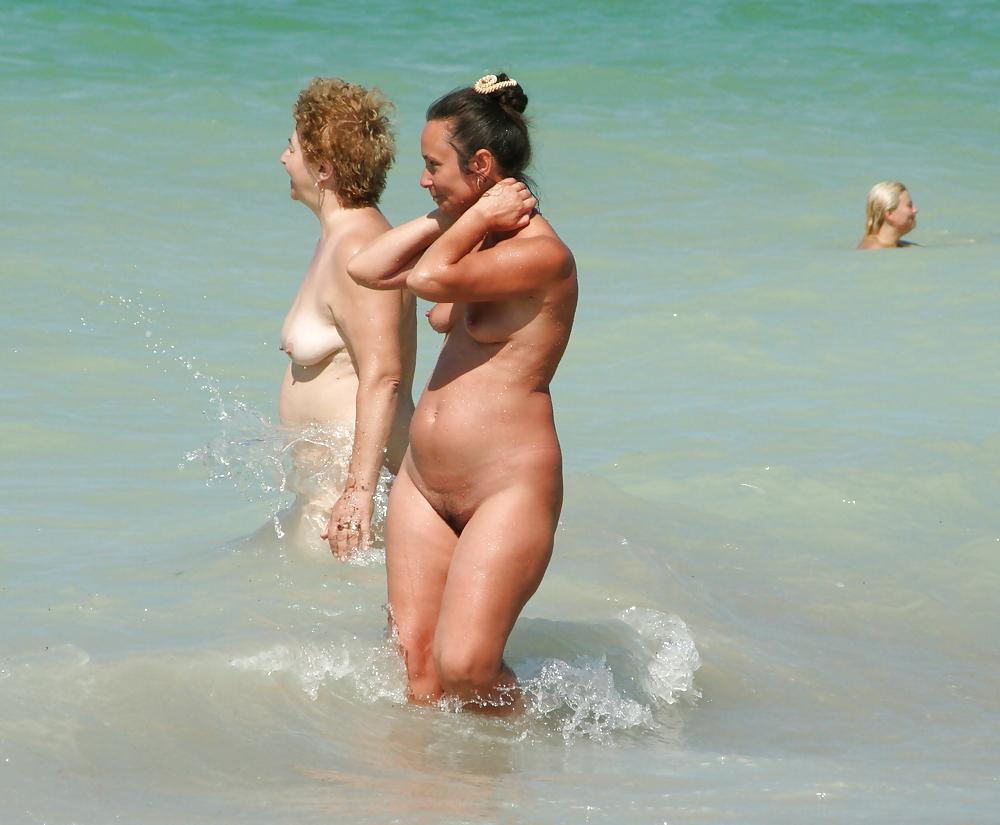 25P Housewife Nudism 21