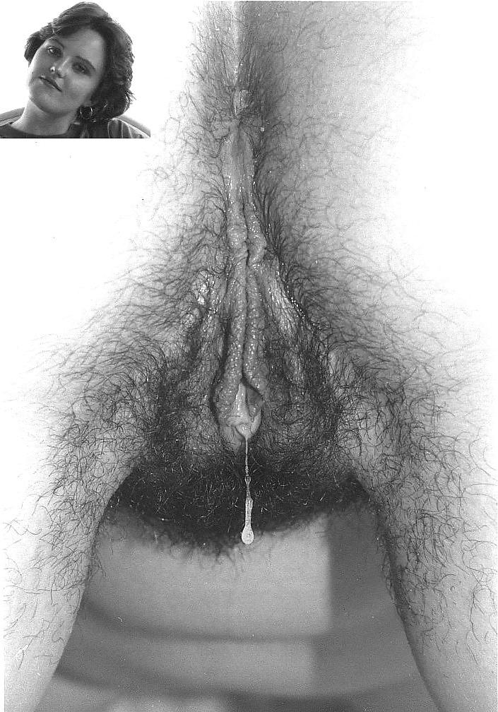 25P Pussy Juice on show