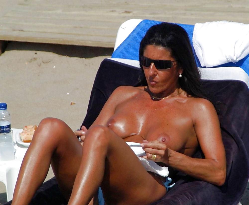 25P Housewife Nudism 22