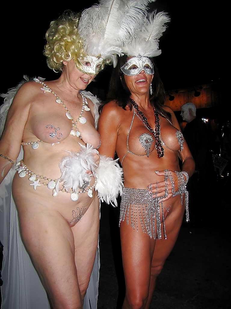 22P Housewife Nudism 23