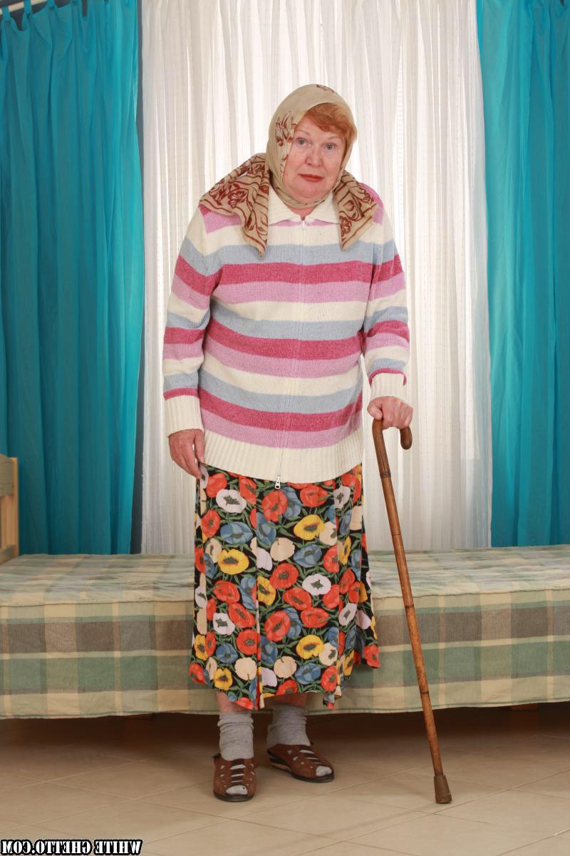 15P Fat granny Alice B taking cumshot on big belly after hardcore doggy sex