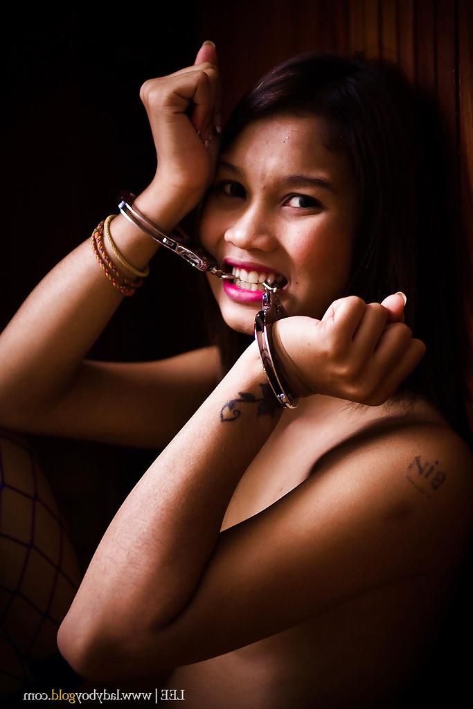16P Horny Asian tranny Lee playing with her tight nasty little asshole