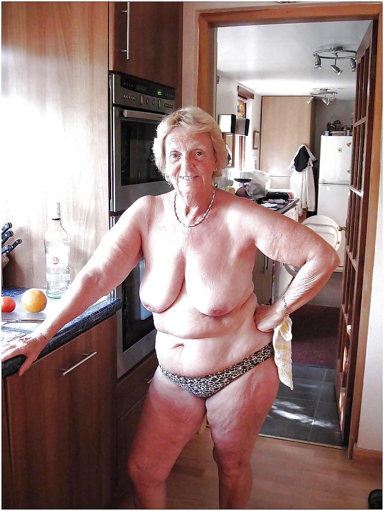 25P Housewife Sluts 101