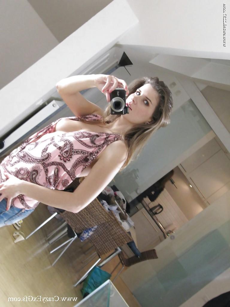16P Cute girlfriend babe Patti showing her pretty boobeis and belly