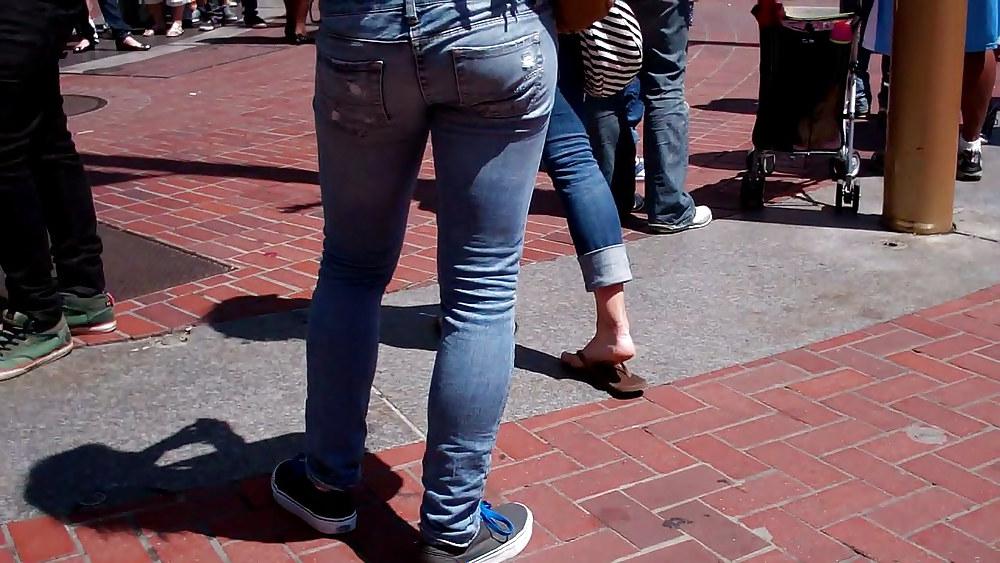 25P Ass & butts in jeans that I like today
