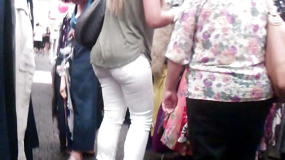 25P Ass & butts in jeans that I like today