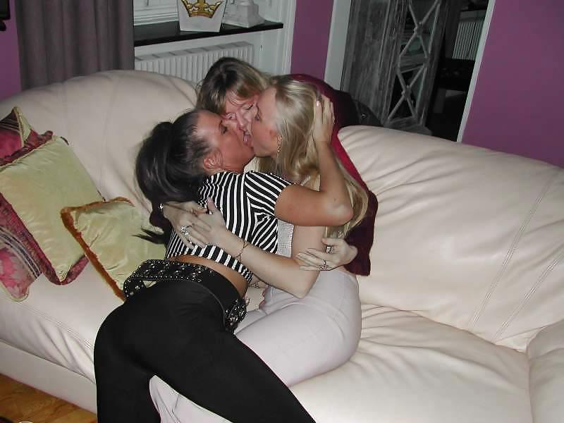 19P LESBO SHOW!!!
