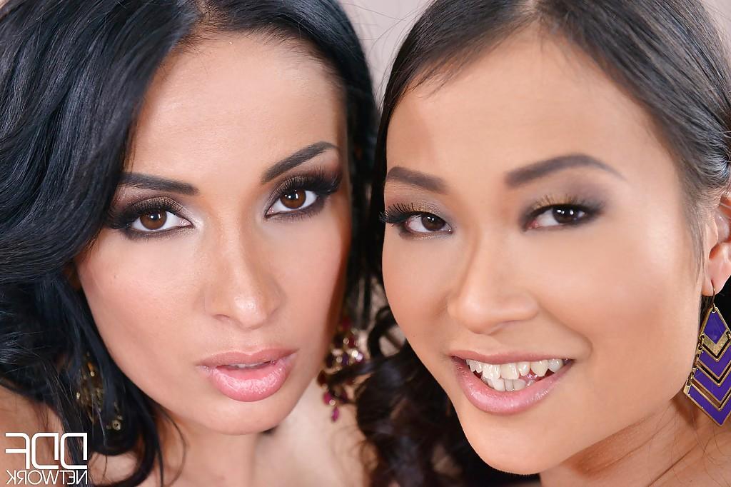 16P Toe sucking lesbians PussyKat and Anissa Kate spooning for strapon sex