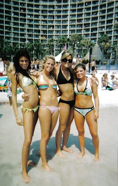 25P Bikini+Camel Toe+Tits= Erotica 3 By twistedworlds