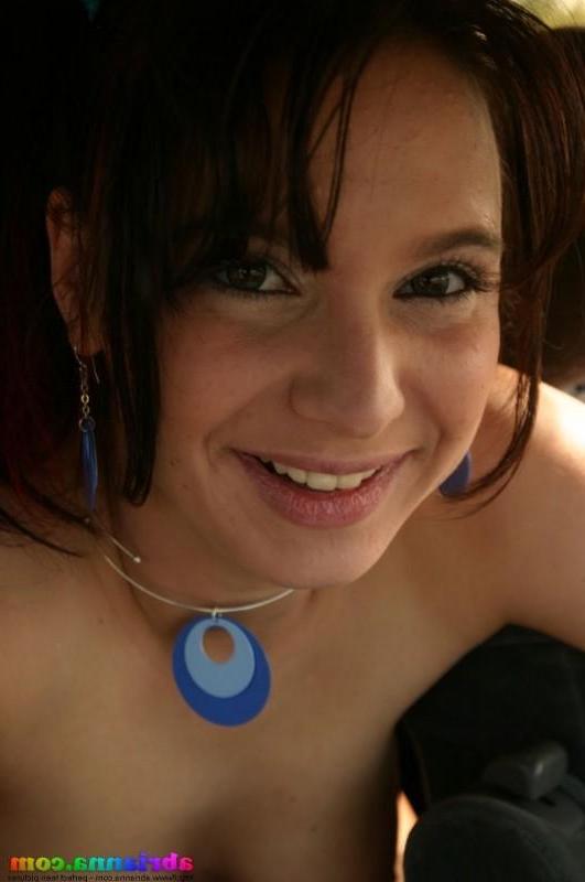18P Teen strips in car showing off tits and thong