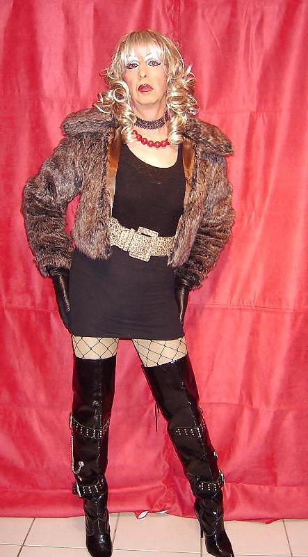 17P Mandy cheap gutter hooker 