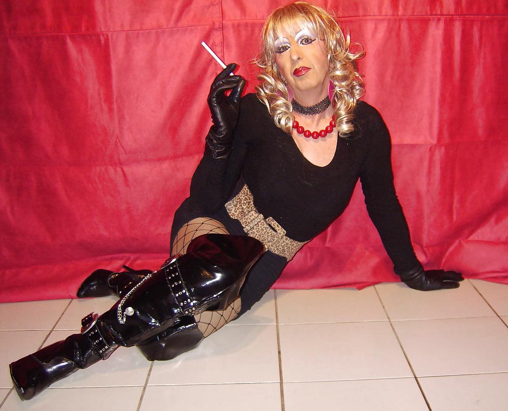 17P Mandy cheap gutter hooker 