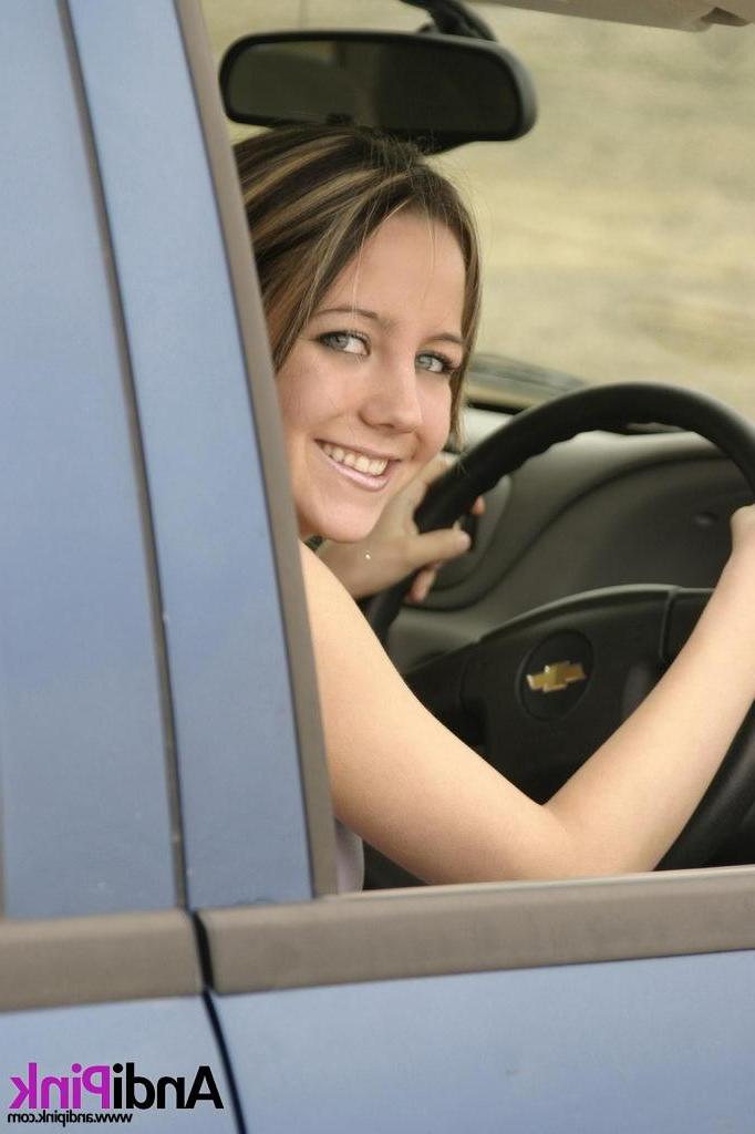 13P Andi Pink cute sexy teen in car