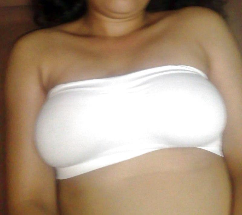 25P Indian BOOBS & PUSSY